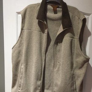 MENS VEST.